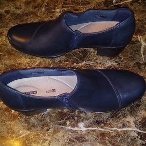 Size 12 Clarke's leather shoes